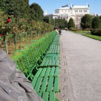 ❢ 3. Rätsel-Auflösung für UmdieEckeDenker – Sitzgelegenheiten