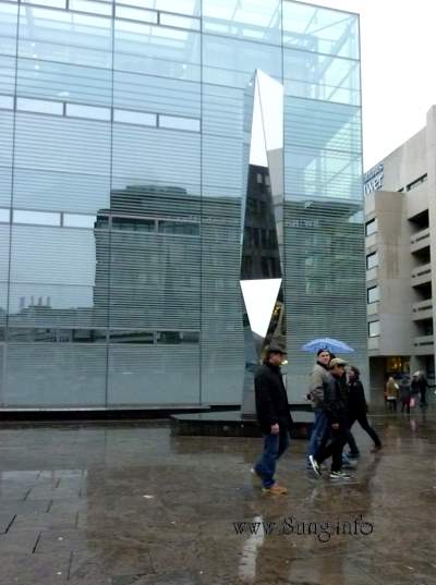 Schlossplatz hinter dem Kunstmuseum