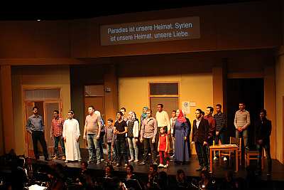 Premiere_Cosi_fan_tutte_1_Foto_Baden-Württemberg_Stiftung_Sebastian_Marincolo