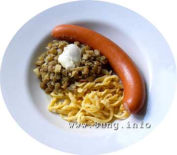 Linsen. Spätzle und Saitenwürschtle