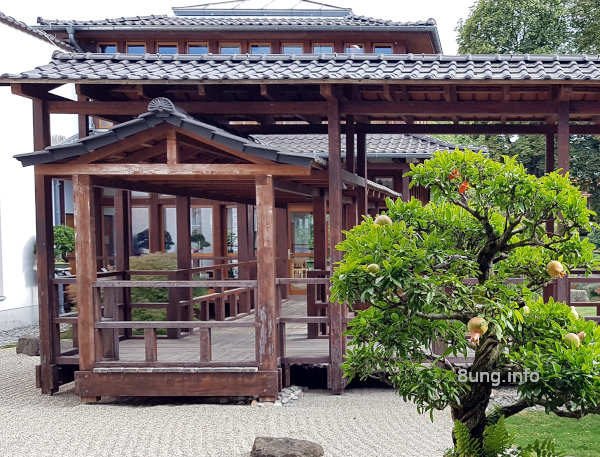 Madama Butterfly - Japanisches Wohnhaus mit Garten