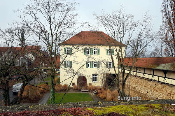 Blick von der Bastion auf das alte Vogthaus in Kirchheim/Teck