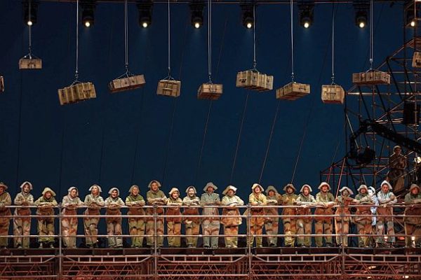 "Der Fliegende Holländer" - (c) Klaipėda State Music Theatre Litauen, Chor Spinnstube