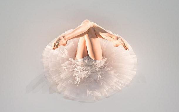 The Dying Swans Project - Itzik Galili (c) Photo Jeanette Bak Press