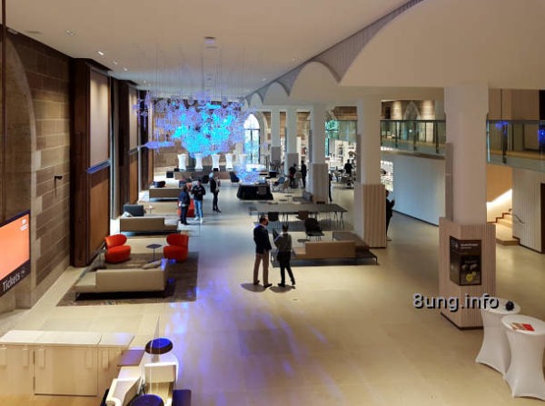 ☛ Neu! Dürnitz im Landesmuseum Württemberg: 1.000 m2 Wohnzimmer | Kulturmagazin 8ung.info Dürnitz im Landesmuseum Württemberg: 1.000 m2 Wohnzimmer