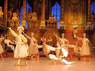 ☛ Ballett Schwanensee – Gesamtkunstwerk in der Stuttgarter Staatsoper © Stuttgarter Ballett