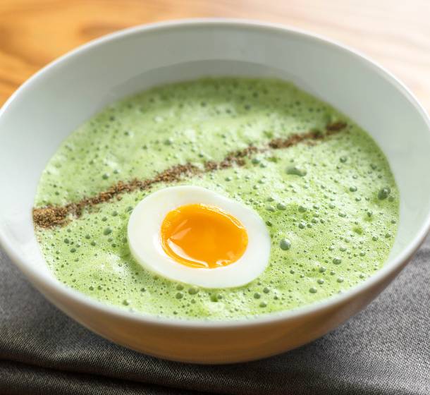 Spinatsuppe aus der Klosterküche