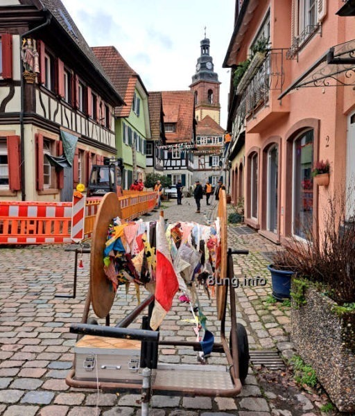 Vorbereitungen zur 5. Jahreszeit - Allemannische Fasent in Haslach im Kinzigtal