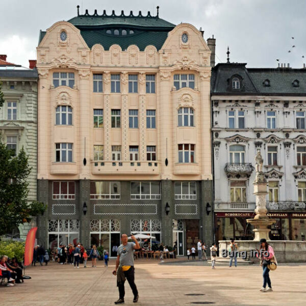 Bratislava in Farbe - Haus auf dem Rathausplatz