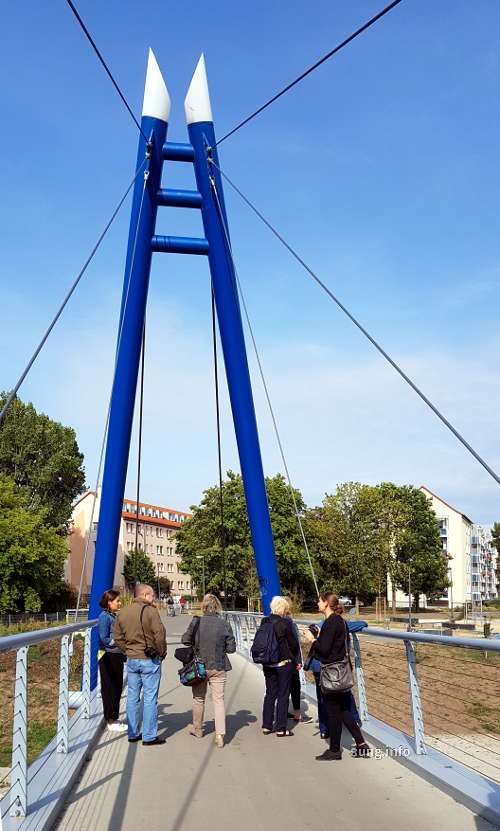 blaue Brücke