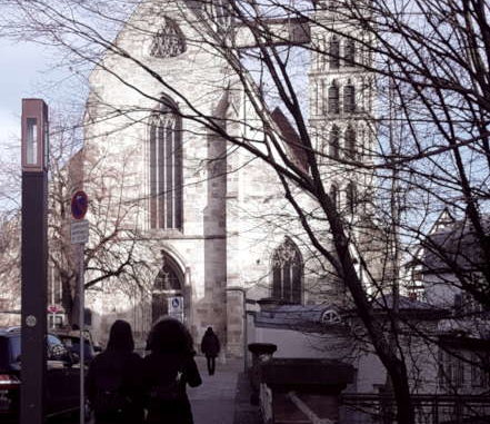 Kirche in Esslingen, kalt