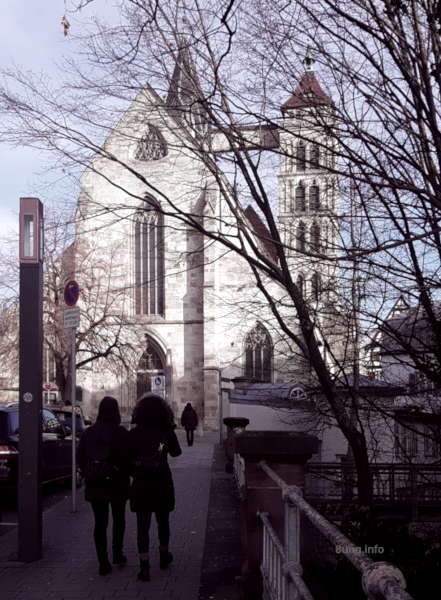 Kirche in Esslingen, kalt