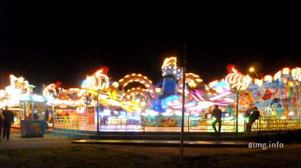 Rummel, Wasen, Jahrmarkt, Kirmes Fahrgeschäft auf dem Kirchheimer Ziegelwasen